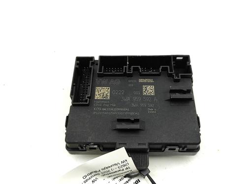 Used Electronic module Electronic module VW TIGUAN (CT1) 1.5 eTSI (131 hp) 35811610 35811610