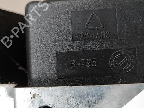 Armrest / Center console FIAT BARCHETTA (183_) 1.8 16V | BP26739679I20 