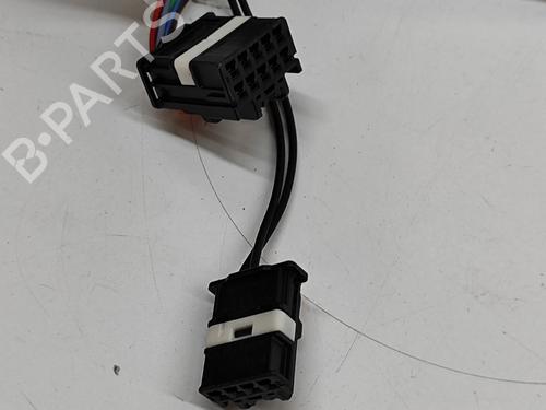 Right mirror PEUGEOT 208 II (UB_, UP_, UW_, UJ_) 1.2 Hybrid 136 (UPHPYK) | BP28674635C27 