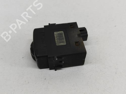 Switch NISSAN NAVARA NP300 (D40) 2.5 dCi 4WD (D40TT, D40T, D40M, D40BB) | BP21809503I30