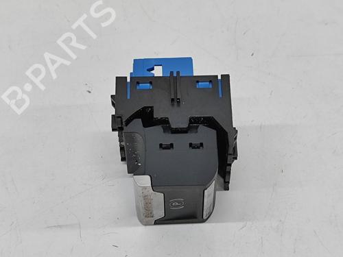Used Switch PEUGEOT 5008 II (MC_, MJ_, MR_, M4_) 1.5 BlueHDi 130 (MCYHZJ, MCYHZR, MCYHZX) (131 hp) 28676535
