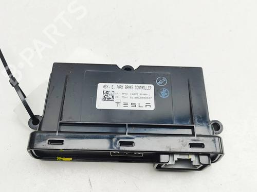 Used Electronic module Electronic module TESLA MODEL X (5YJX) P100D AWD (772 hp) 34443939 34443939