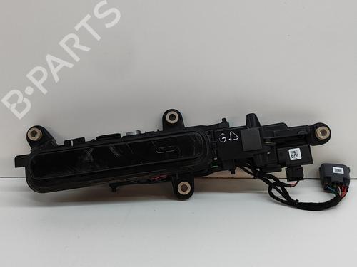 Used Rear right exterior door handle LAND ROVER RANGE ROVER VELAR (L560) 2.0 D240 SD4 4x4 (241 hp) 16194615