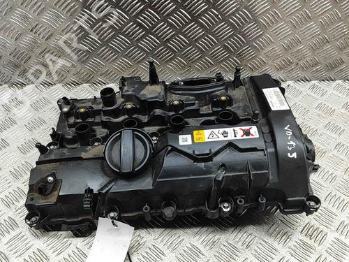 Used Valve cover BMW 5 (G30, F90) 530 i xDrive (252 hp) 19744096