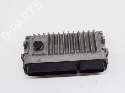 Used Engine control unit (ECU) TOYOTA YARIS (_P13_) 1.5 Hybrid (NHP130_) (101 hp) 10074573