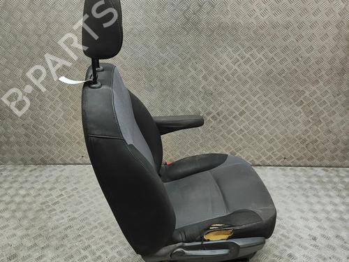 Right front seat OPEL VIVARO B Bus (X82) 1.6 CDTI (06) | BP31951213C16