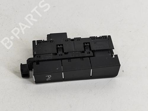 Used Switch Switch VW GOLF VII (5G1, BQ1, BE1, BE2) 2.0 R 4motion (300 hp) 19126803 19126803