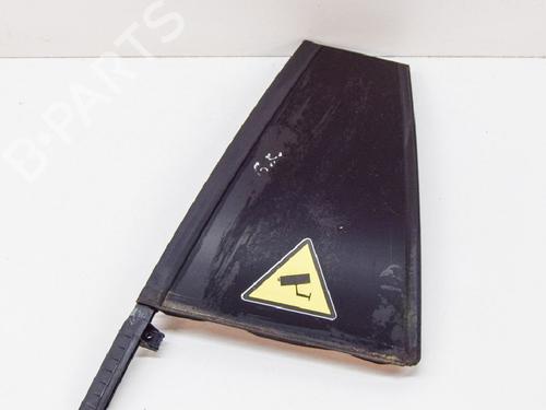 Panel rute bak venstre SKODA OCTAVIA III Combi (5E5, 5E6) 2.0 TDI 4x4 (150 hp) 10398917