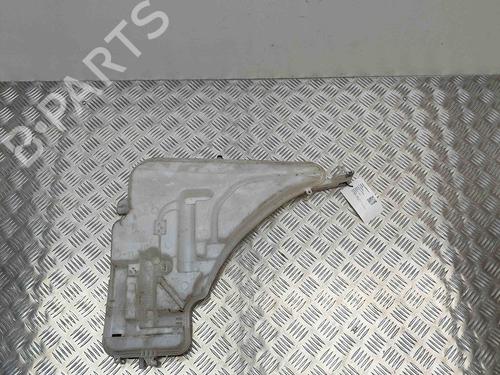 Used Windscreen washer tank BMW 7 (G11, G12) 730 d, Ld (265 hp) 19500869