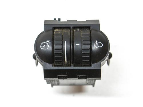 Used Switch VW SCIROCCO III (137, 138) 2.0 TDI (140 hp) 10402030
