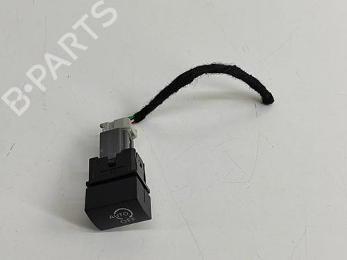 Used Switch Switch NISSAN QASHQAI III (J12) 1.3 DIG-T (158 hp) 27783699 27783699