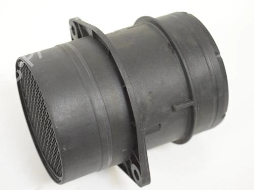 Used Mass air flow sensor VW GOLF VII (5G1, BQ1, BE1, BE2) 2.0 TDI (150 hp) 30218215
