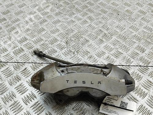Used Right front brake caliper Right front brake caliper TESLA MODEL 3 (5YJ3) EV AWD (441 hp) 33732388 33732388
