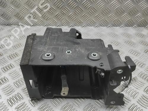 Sikringsdåse VOLVO V60 II (225) B6 Mild-Hybrid AWD (299 hp) 32756062