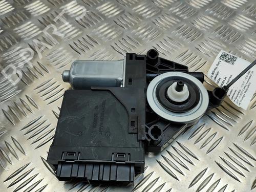 Right front window motor VOLVO XC40 (536) Recharge AWD | BP33373880E20 - Image 2