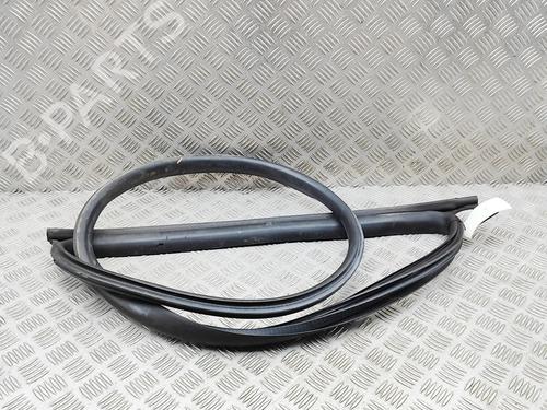 Used Rubber door seal Rubber door seal TESLA MODEL 3 (5YJ3) EV (283 hp) 36327099 36327099