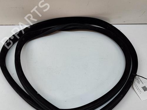 Used Rubber door seal LAND ROVER RANGE ROVER EVOQUE (L538) 2.2 D 4x4 (190 hp) 26168005