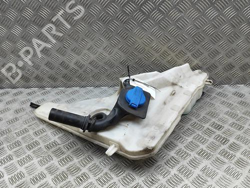 Used Windscreen washer tank Windscreen washer tank VW TOUAREG (CR7, RC8) 3.0 TSI 4motion (340 hp) 33393553 33393553
