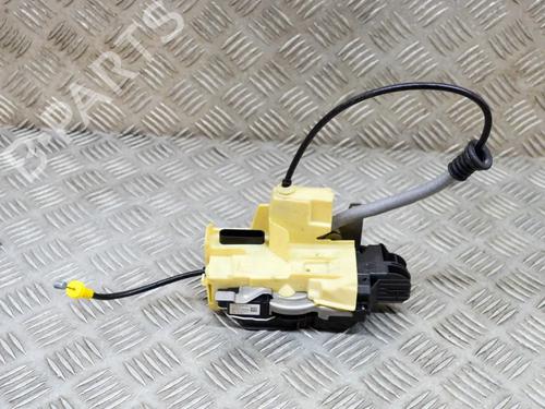 Højre bagtil lås VOLVO XC40 (536) B4 Mild-Hybrid (197 hp) 27759644