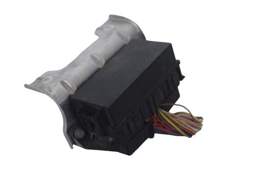 fuse-box-tesla-model-s-5yjs-2012-33365026 main image