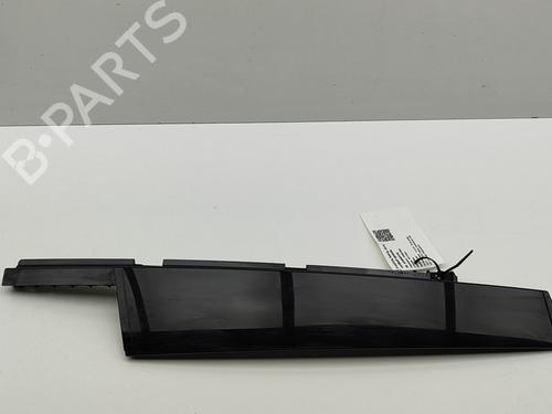 Used Door moulding trim VOLVO XC40 (536) Recharge AWD (408 hp) 29076093
