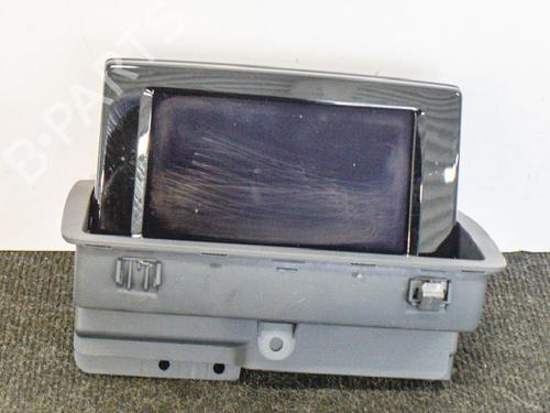 Used Display monitor AUDI Q3 (8UB, 8UG) 2.0 TDI (150 hp) 28430154