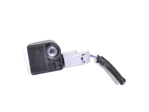 Used Electronic sensor TESLA MODEL S (5YJS) 75D AWD (525 hp) 30218323