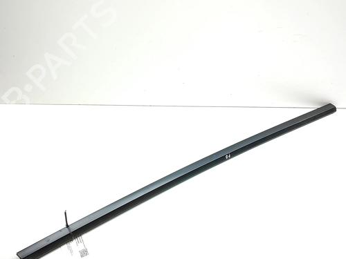Dørliste TESLA MODEL Y (5YJY) Long Range All-wheel Drive | BP36232016C150 - Image 3