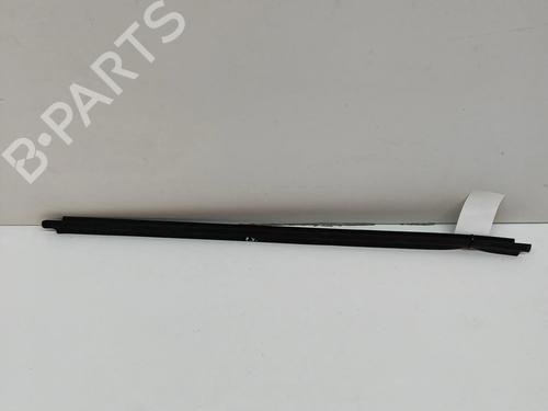 Dørliste Dørliste TOYOTA HILUX VII Pickup (_N1_, _N2_, _N3_) 2.5 D-4D 4WD (KUN25_, KUN25R) (120 hp) 16194046 16194046