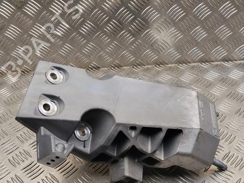 Used Engine mount Engine mount 39619296 39619296