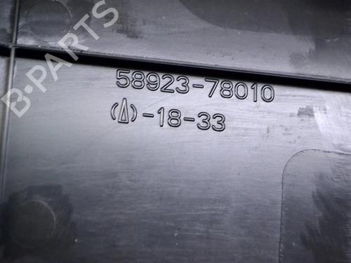 Mittelkonsole LEXUS NX (_Z1_) 300h AWD (AYZ15_) | BP30222149I22