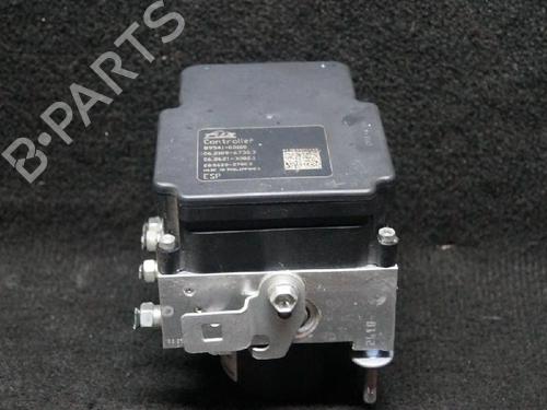 Used ABS pump TOYOTA YARIS (_P13_) 1.3 (NSP130_, NSP130) (99 hp) 6727787
