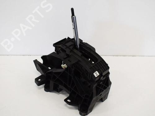 Used Gear lever Gear lever TOYOTA C-HR (_X1_) 1.8 Hybrid (ZYX10_, ZYX11_) (98 hp) 7800946 7800946