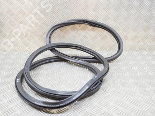 Gummiliste VW GOLF VIII (CD1, DA1) 1.5 eTSI | BP27760408C142 - Image 4