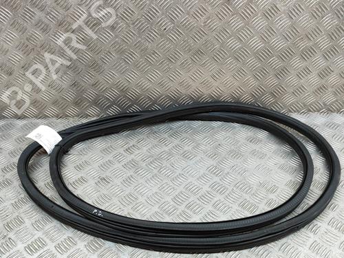 Used Rubber door seal PORSCHE CAYENNE (92A) 3.0 Diesel (262 hp) 16313122