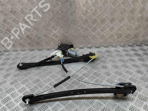 Rudehejsemekanisme Højre foran AUDI A3 Limousine (8VS, 8VM) S3 quattro (300 hp) 18165571