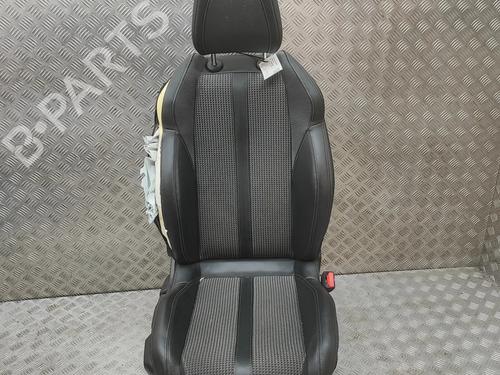 Sæde højre fortil Sæde højre fortil PEUGEOT 2008 II (UD_, US_, UY_, UJ_, UR_, UC_) e-2008 (UKZKXZ) (136 hp) 33797866 33797866