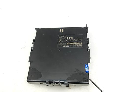 Used Electronic module Electronic module TOYOTA COROLLA Estate (_E21_) 1.8 Hybrid (ZWE211) (98 hp) 33375886 33375886