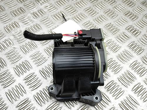 Auxiliary water pump TESLA MODEL Y (5YJY) Long Range All-wheel Drive | BP38565529M111 - Image 3