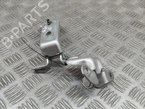 hingedoor-check-strap-lexus-is-ii-_e2_-2005-2006-2007-2008-2009-2010-2011-2012-2013-24817790 main image