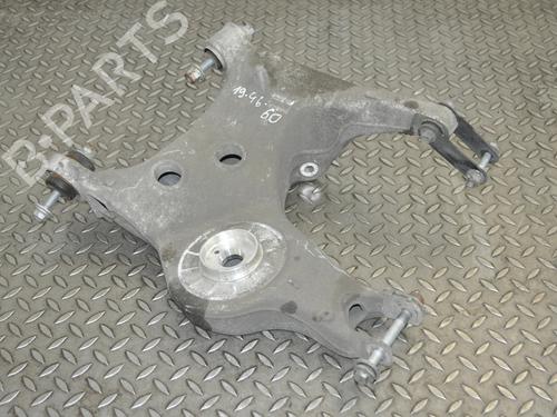 Used Right rear suspension arm LAND ROVER DISCOVERY V (L462) 2.0 Sd4 4x4 (241 hp) 30210452