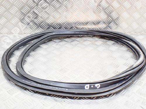 Rubber door seal SKODA OCTAVIA III Combi (5E5, 5E6) 2.0 TDI RS 5E9867368D