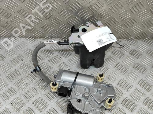 Used Tailgate lock AUDI A4 B9 Avant (8W5, 8WD) 2.0 TDI (150 hp) 17635186