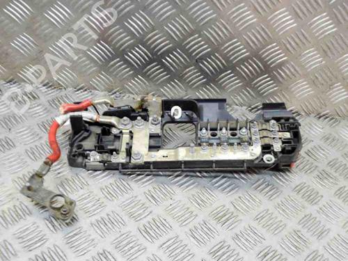 Used Fuse box FORD TRANSIT Van (FA_ _) 2.2 TDCi (110 hp) 9295917