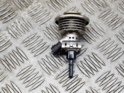 Used Injector JAGUAR E-PACE (X540) 2.0 D150 AWD (150 hp) 14633078
