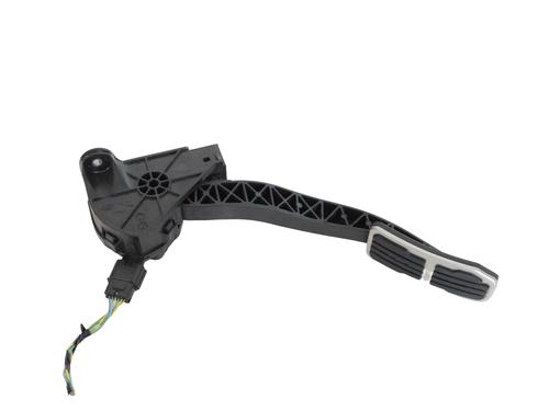 pedal-land-rover-range-rover-velar-l560-2017-33358036 main image