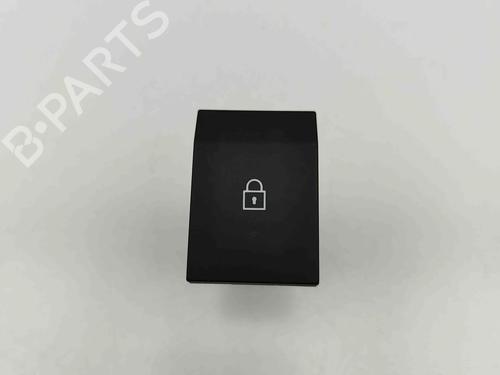 switch-opel-astra-l-ov5-2021-29623206 main image