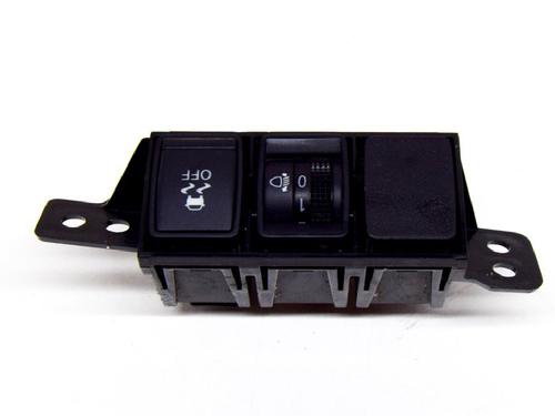 Switch NISSAN LEAF (ZE0) Electric | BP8835136I30 