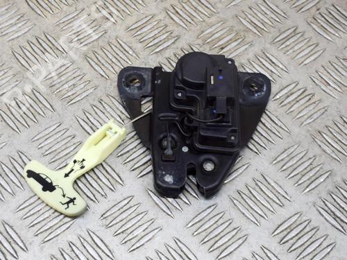 Used Tailgate lock MASERATI QUATTROPORTE VI 3.8 GT S (530 hp) 8841704