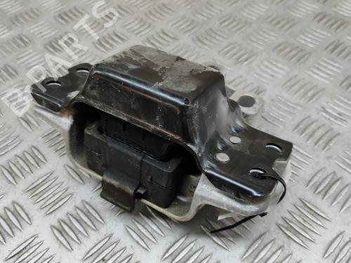 Used Gearbox mount VW CADDY IV Box Body/MPV (SAA, SAH) 2.0 TDI 4motion (150 hp) 26570076